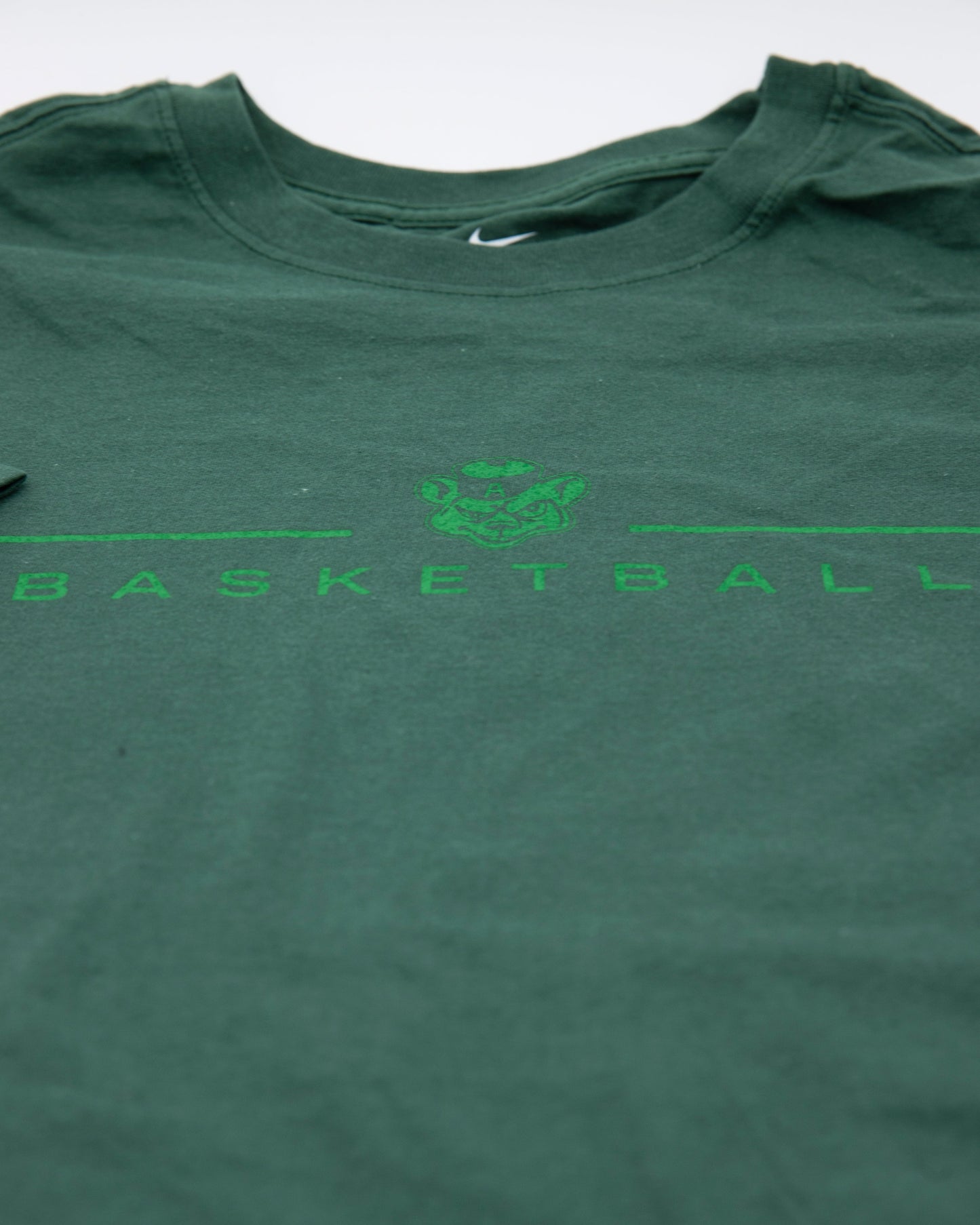 NIKE BASKETBALL TEE